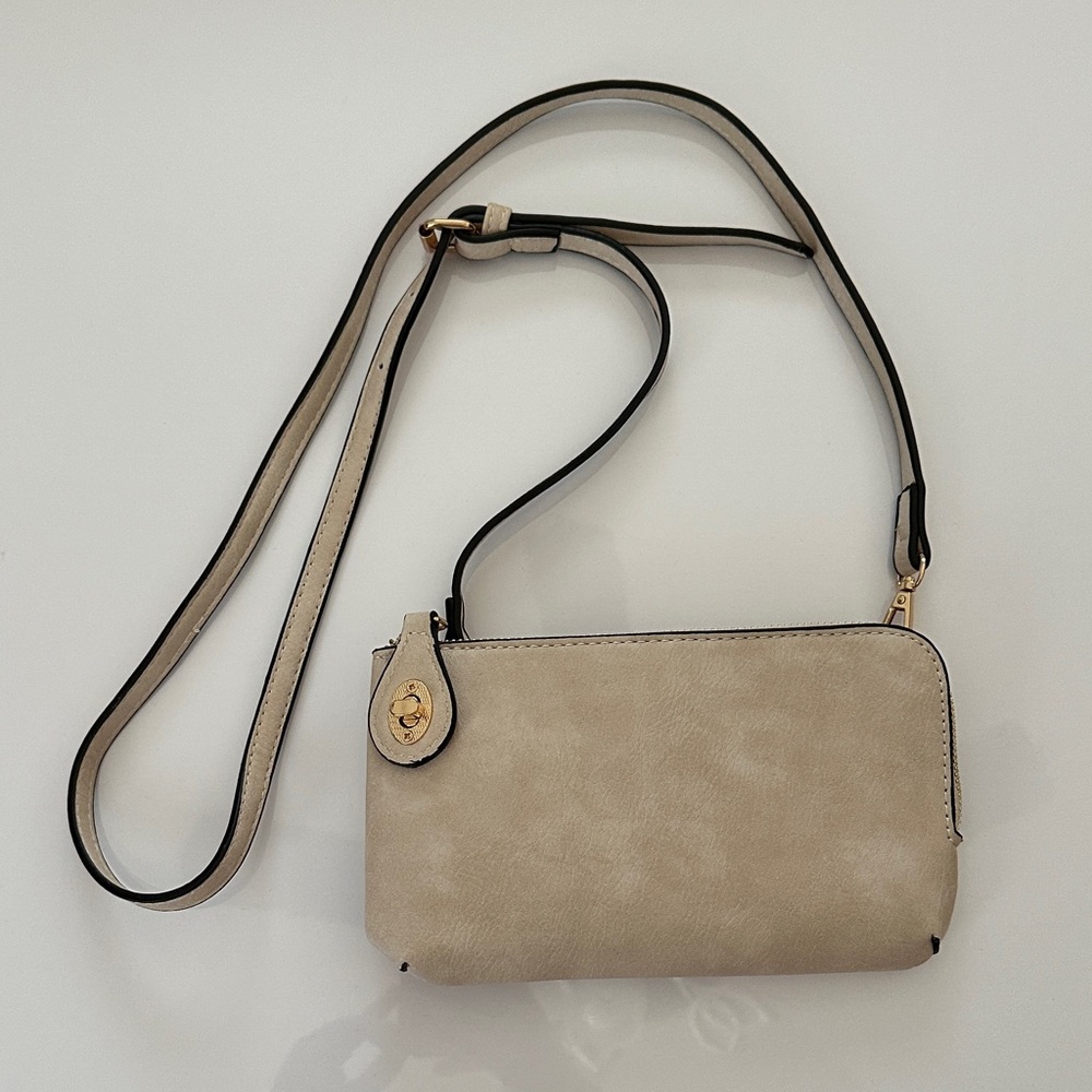 Clutch/wrislet Crossbody bag new